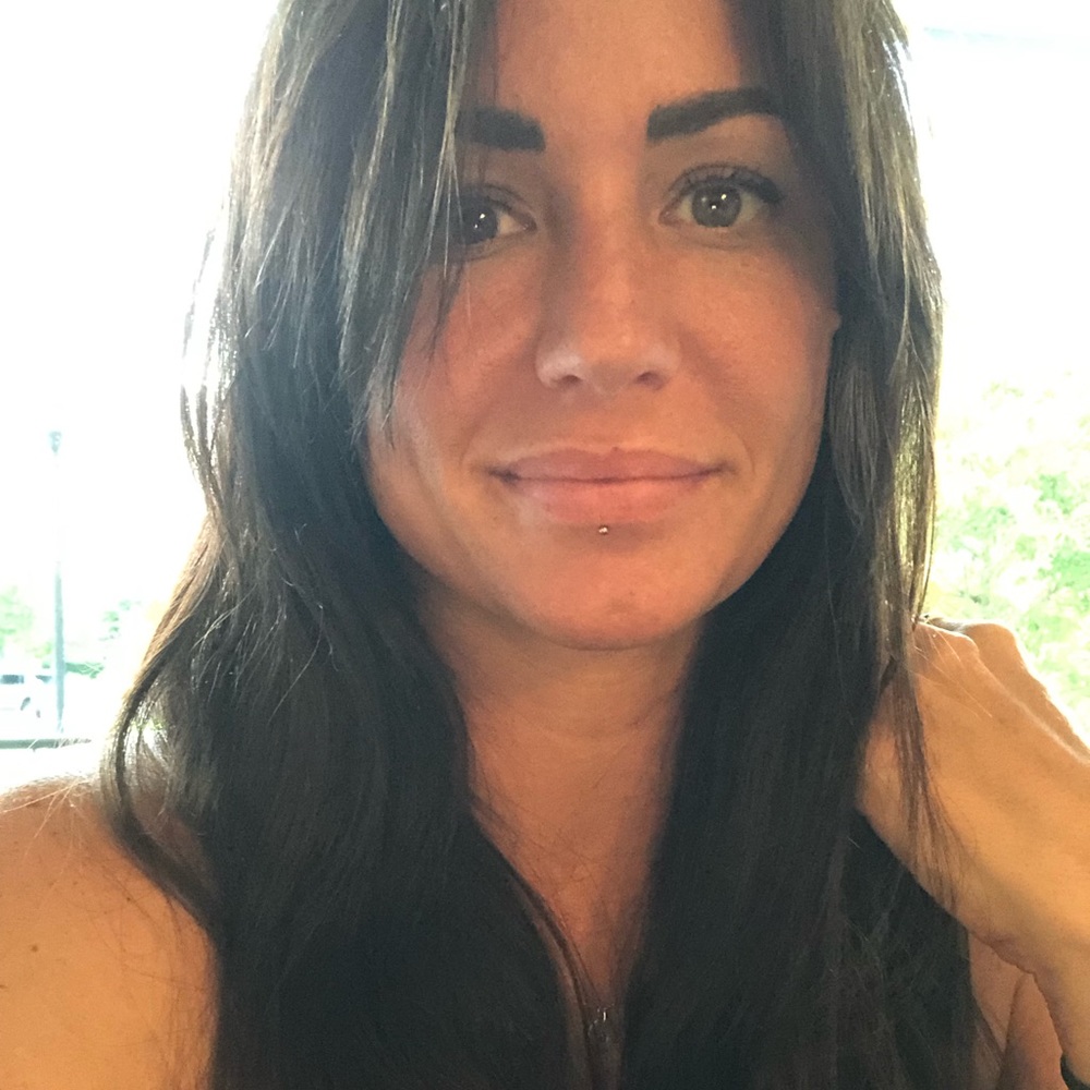 Welcome! Meet your seller...& buyer 😁.